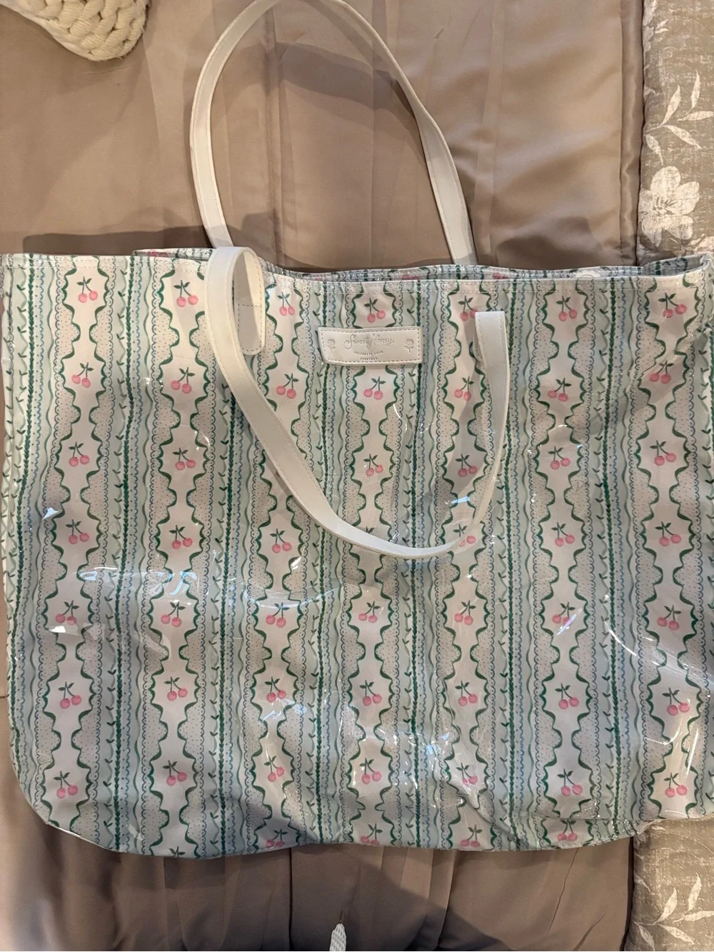 Sweethoney White Floral Pattern Tote Bag with Green Accents